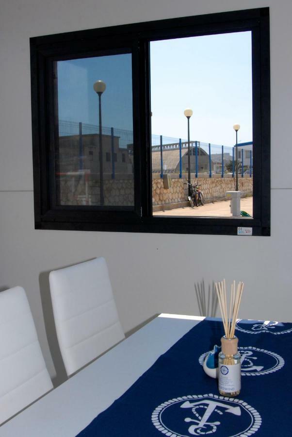 House Boat Luxury Cagliari Hotel Exterior photo