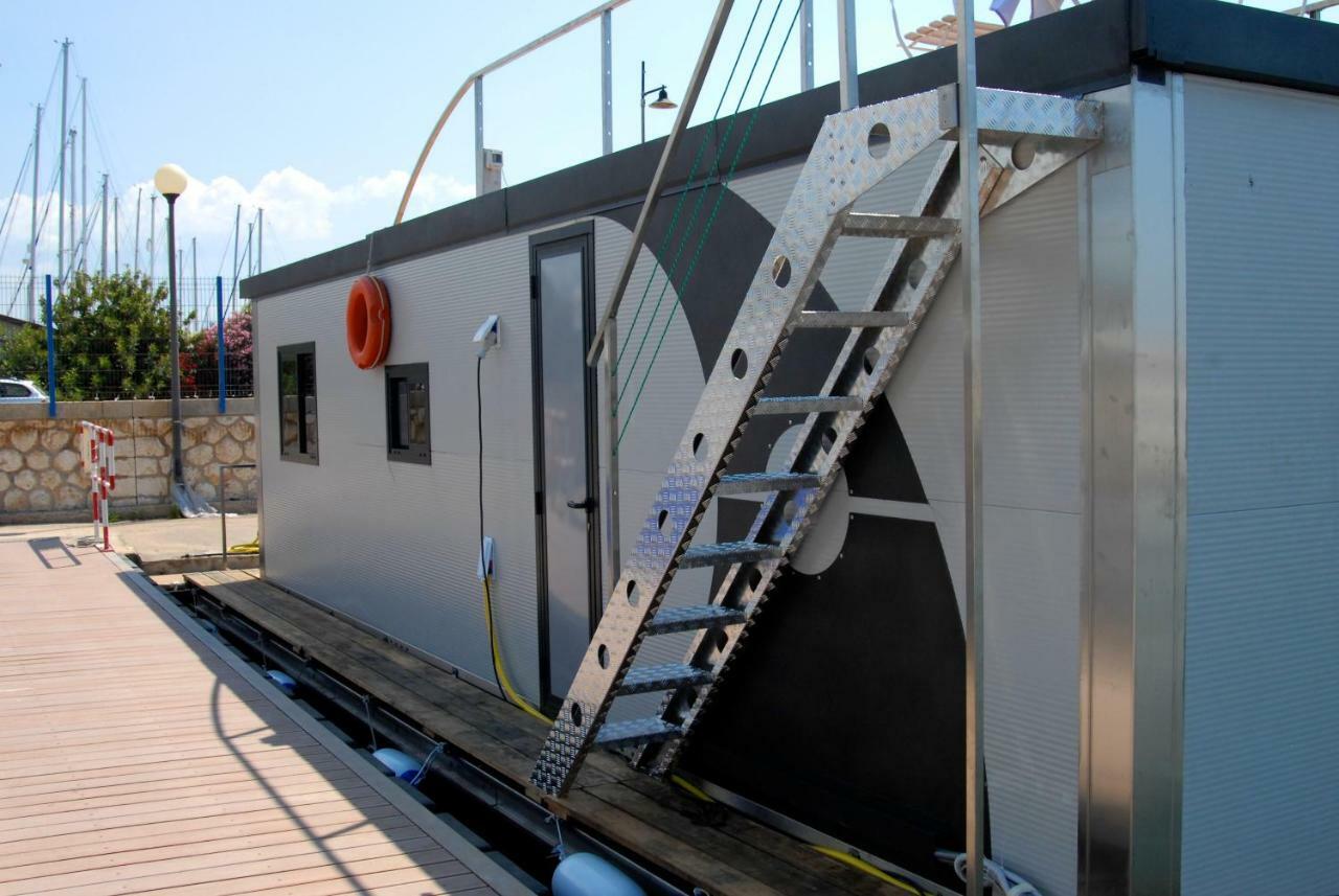 House Boat Luxury Cagliari Hotel Exterior photo