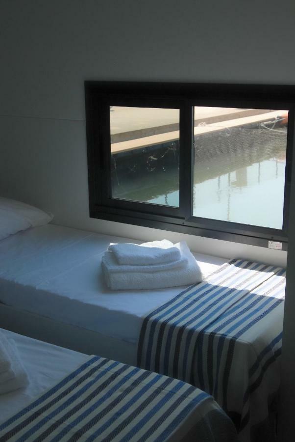 House Boat Luxury Cagliari Hotel Exterior photo