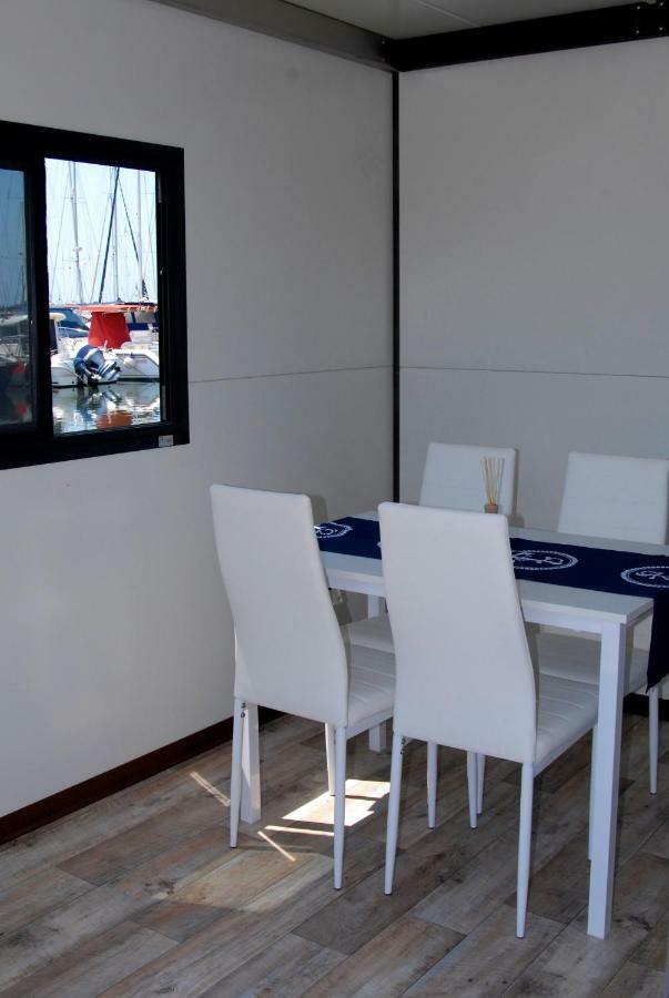 House Boat Luxury Cagliari Hotel Exterior photo